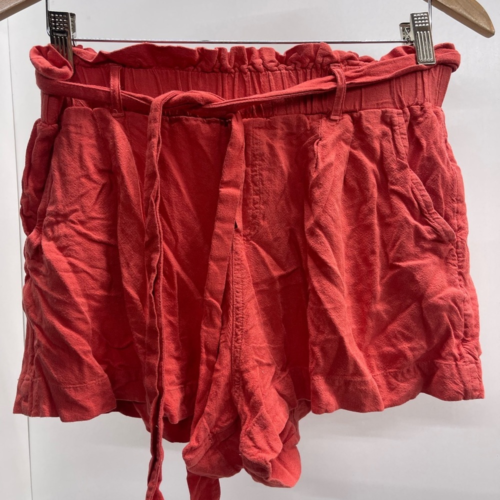 American Eagle Outfitters High Waist Coral Shorts